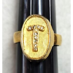 Vtg Uncas Initial T Rhinestone Signet Unisex Ring Size 8.5 Adjustable Goldtone
